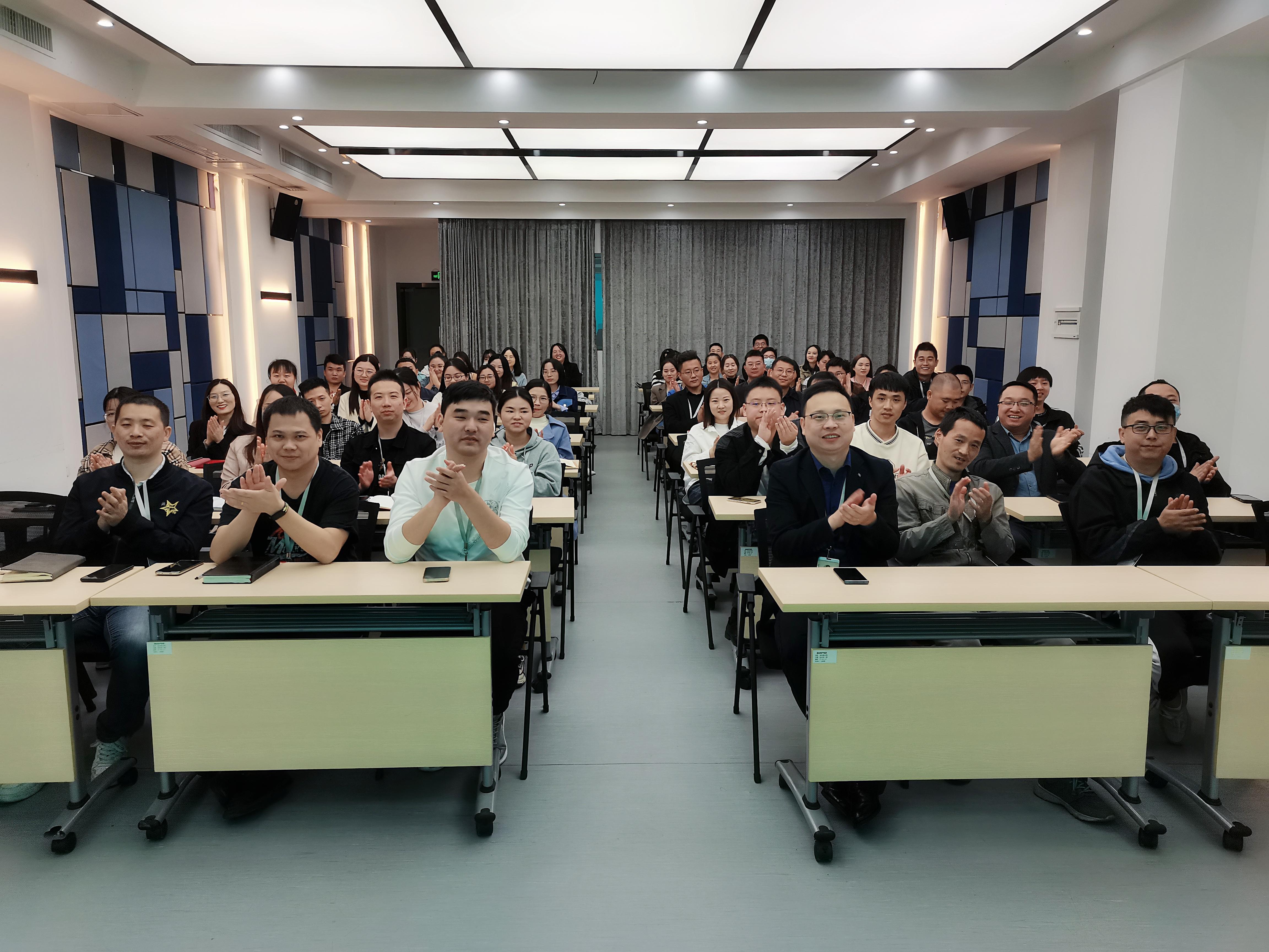 纳新科技2022年第三季度总结会8