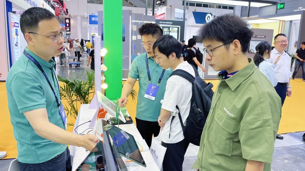 智汇深圳 共赴盛会 | 杏耀代理亮相2025中国零售业博览会7B31号展位16