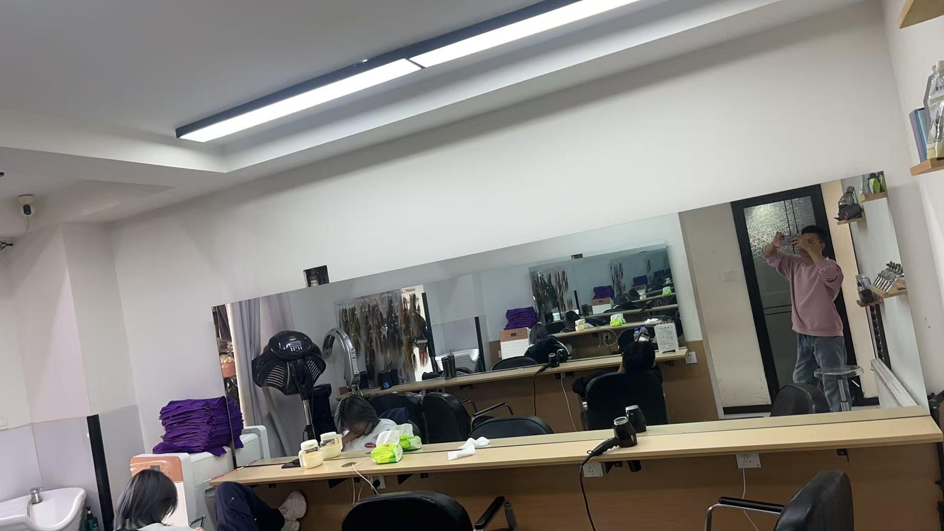 昊宇美发工作室2