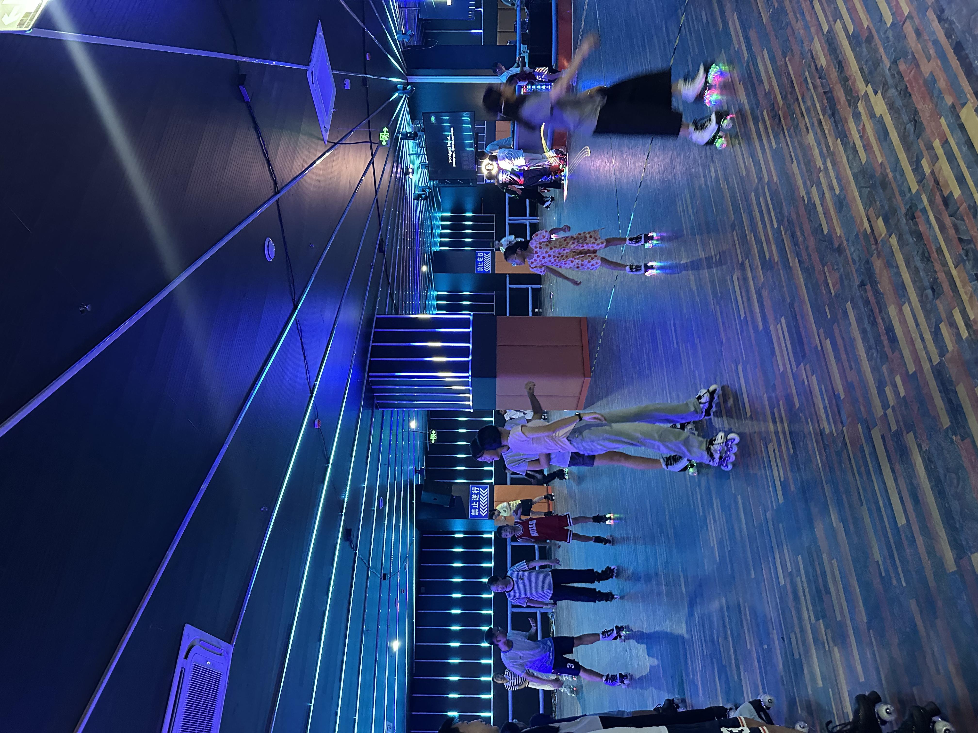 飘舞桌球棋牌室溜冰俱乐部3